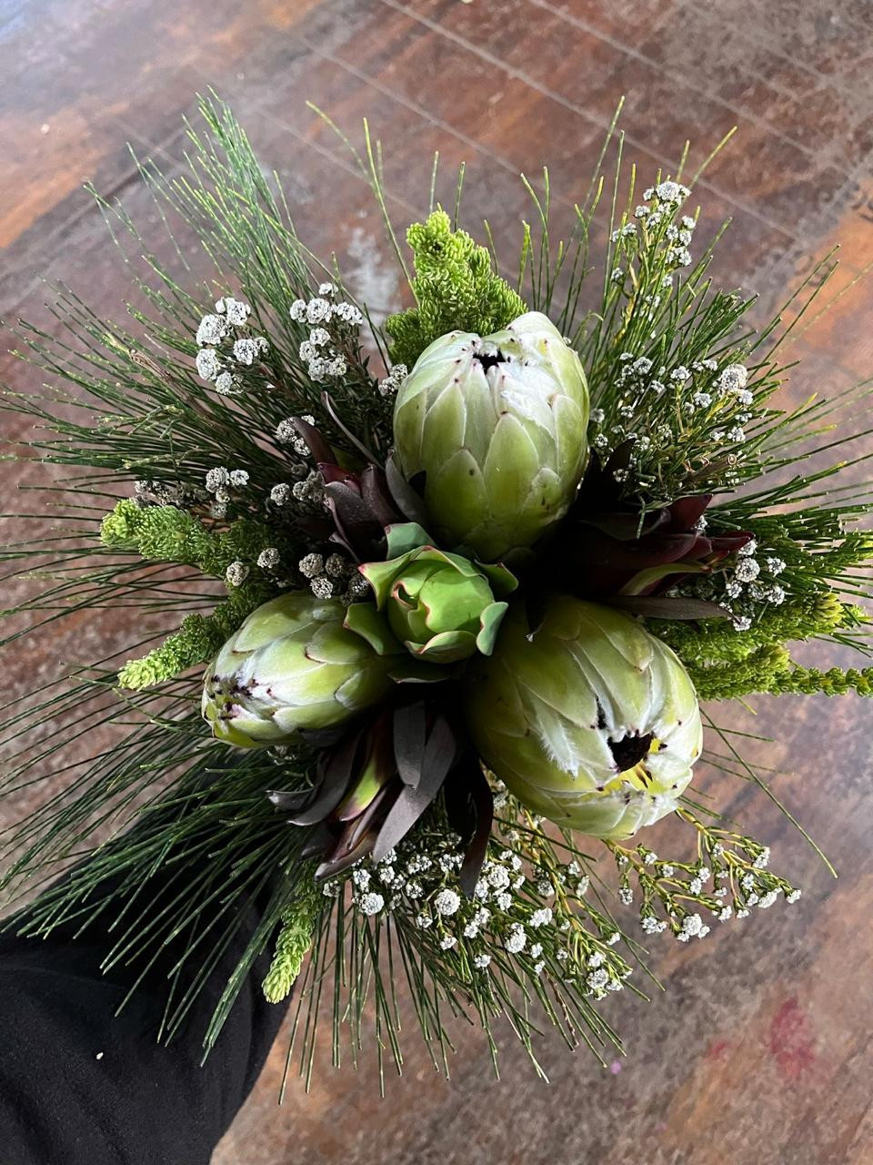 Protea White Pride Bouquet